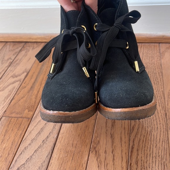 [SOLD] Tory Burch boot heels - Picture 8 of 9